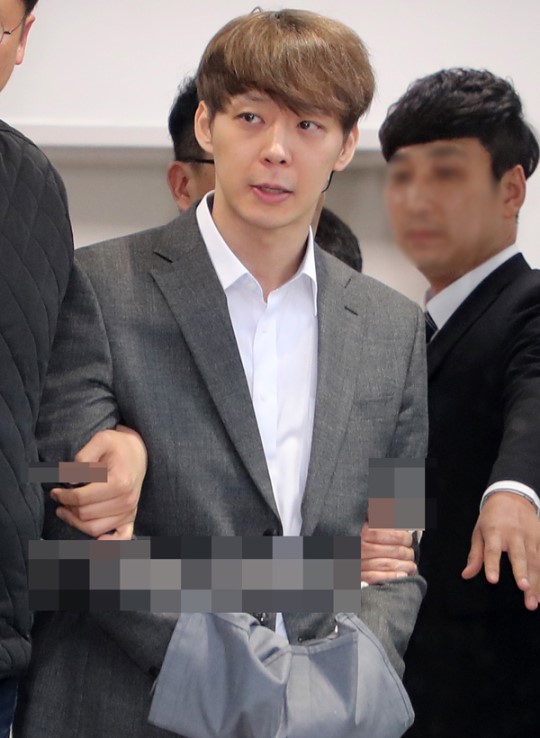 朴有天被抓不承认吸毒警方你跟前未婚妻对质下
