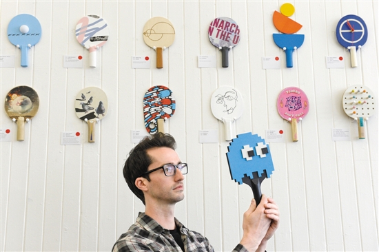 乒乓球拍上作画