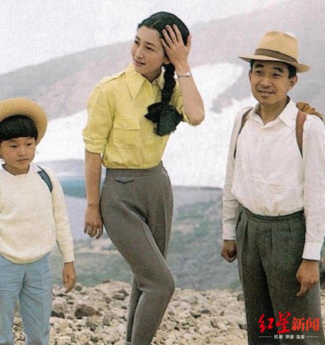 他登山的爱好是从5岁的时候开始的.