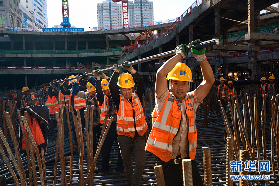建筑工地上的平凡劳动者