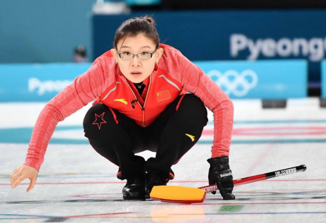 王冰玉告别运动员身份转向冰壶新人