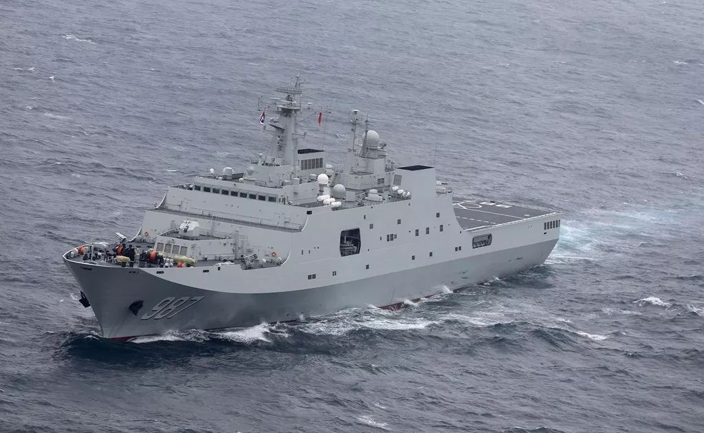 这回看清楚了海军五指山舰