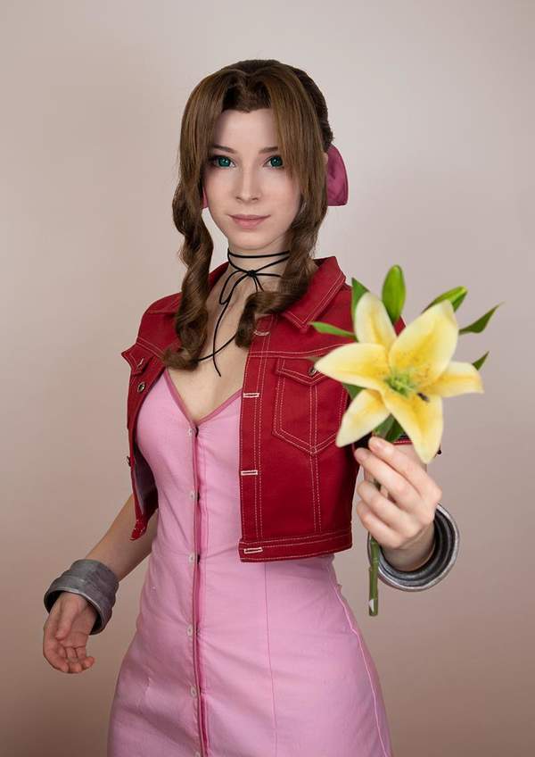 这不爱丽丝刚刚亮相,就有玩家出cos作品了,推特小姐姐@enjinight分享