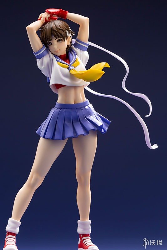 街头霸王阳光少女春日野樱手办白皙小蛮腰养眼