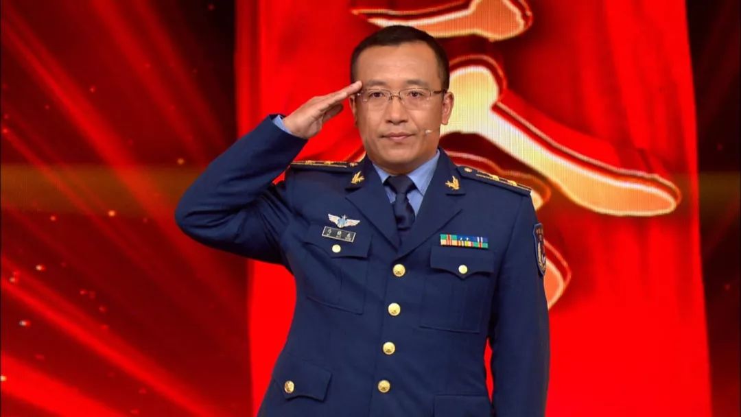 祖国母亲,保您安宁!起飞!我的天空,任我翱翔!跳伞!一跃而下,肩负使命!