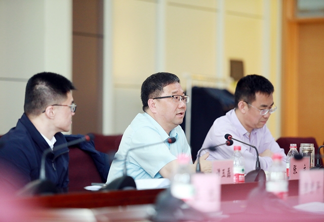 工业和信息化部党组巡视办负责人直属机关党委常务副书记张立来校调研