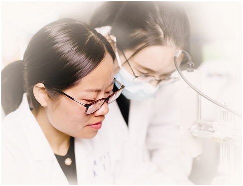 科技日报科技人物报道我校神经科学研究所陈小芬教授