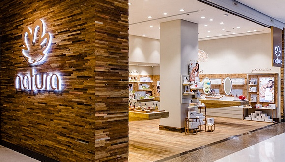 美股精选资讯 正文  natura是巴西最大的化妆品公司,通过多笔收购进行