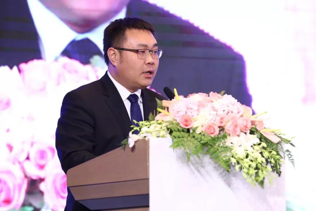 伊利副总裁赵昕在品牌经济时代下中国企业如何打造金名片