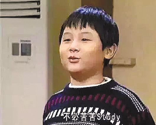 没想到,仅3日之隔,5月29日,屏幕之外,康天庥的扮演者李俊毅也和女朋友