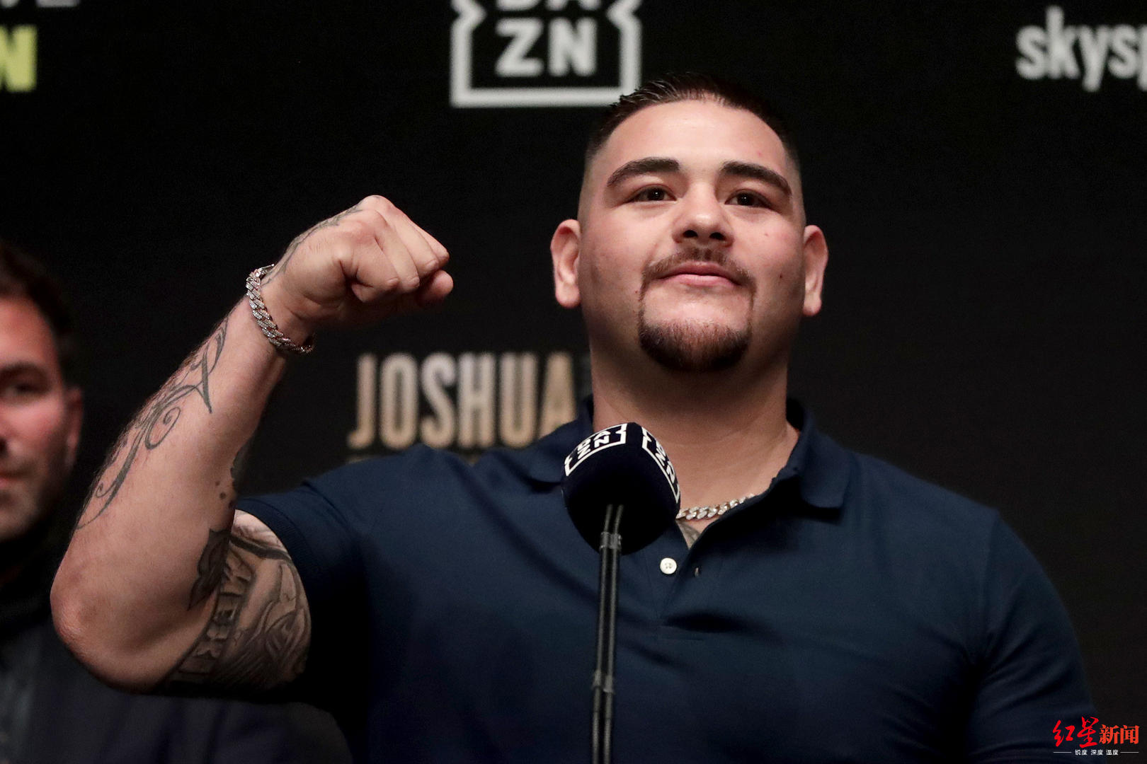 谁还敢瞧不起快乐肥宅鲁伊兹爆冷ko约书亚成为新拳王