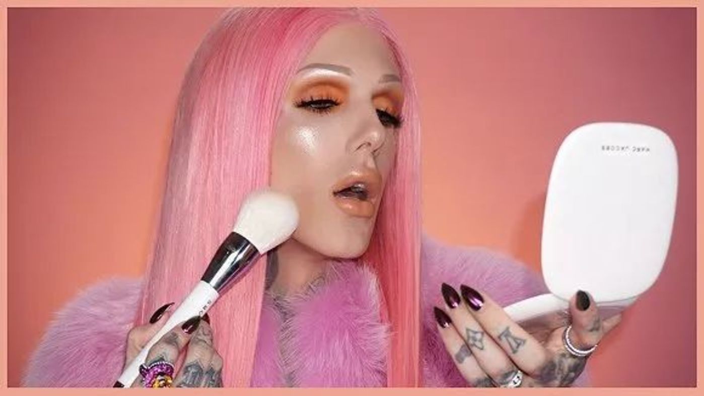 著名男性美妆博主jeffree star 对于不同人群的包容也让男性美妆博主