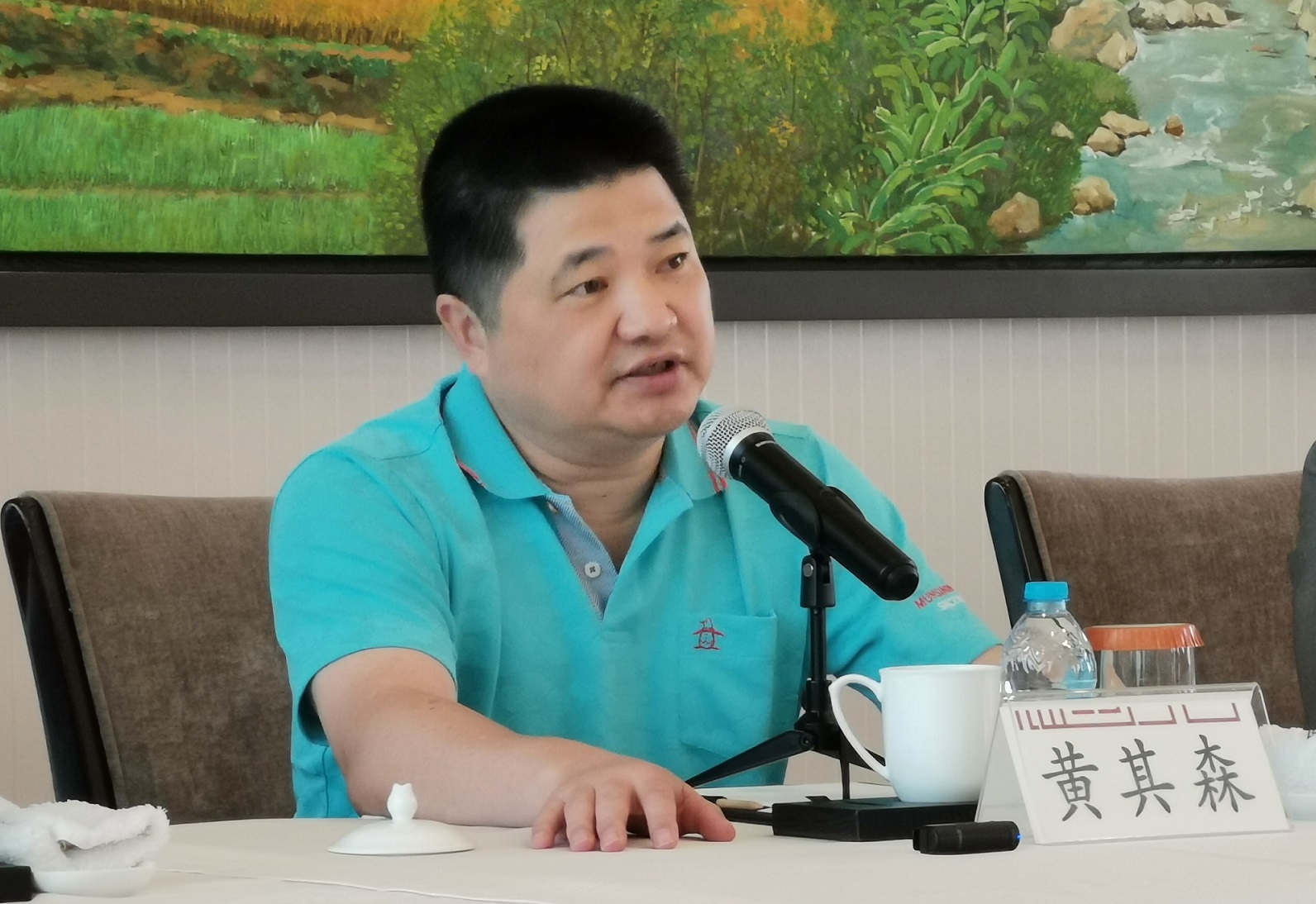 黄其森:南人北相