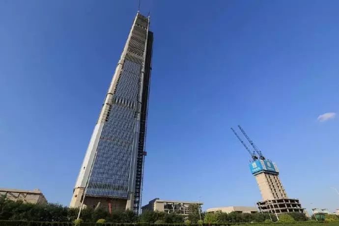 但潘苏通想象中的美好生活在天津没有实现.