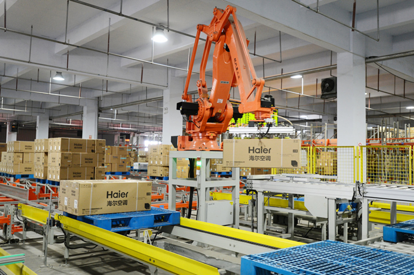 海尔cosmoplat互联工厂而用户的全流程参与,让海尔的工业互联网具备