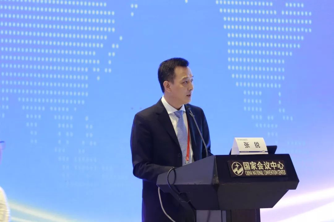 图:中国民用航空局机场司副司长张锐 在2019世界交通运输大会民航安全