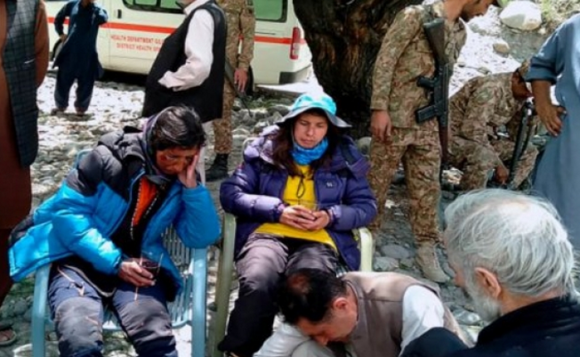  幸存登山队（港媒）