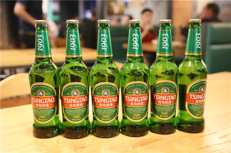 喝出夏日麦香新滋味青岛啤酒经典1903焕新升级