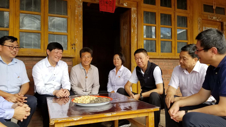 胡金波书记赴云南双柏调研定点扶贫工作