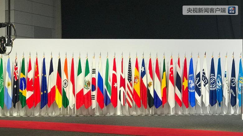 �������������󡣣����Ӽ���ʯΰ�����㣩