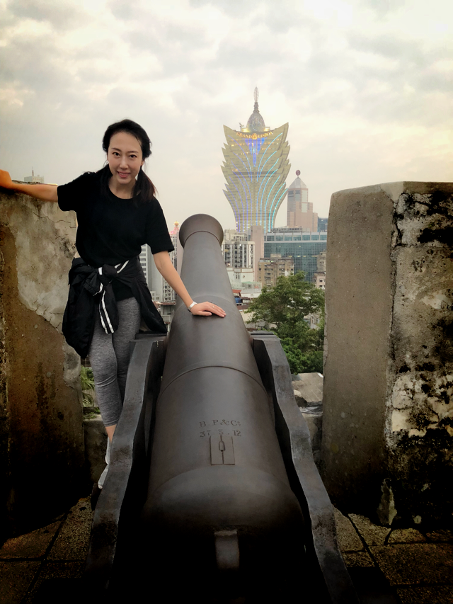 苏州gdp超香港什么时候_苏州园林(2)