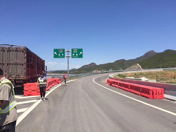 7月1日,石太高速公路安全性应急改造提升工程如期开工.