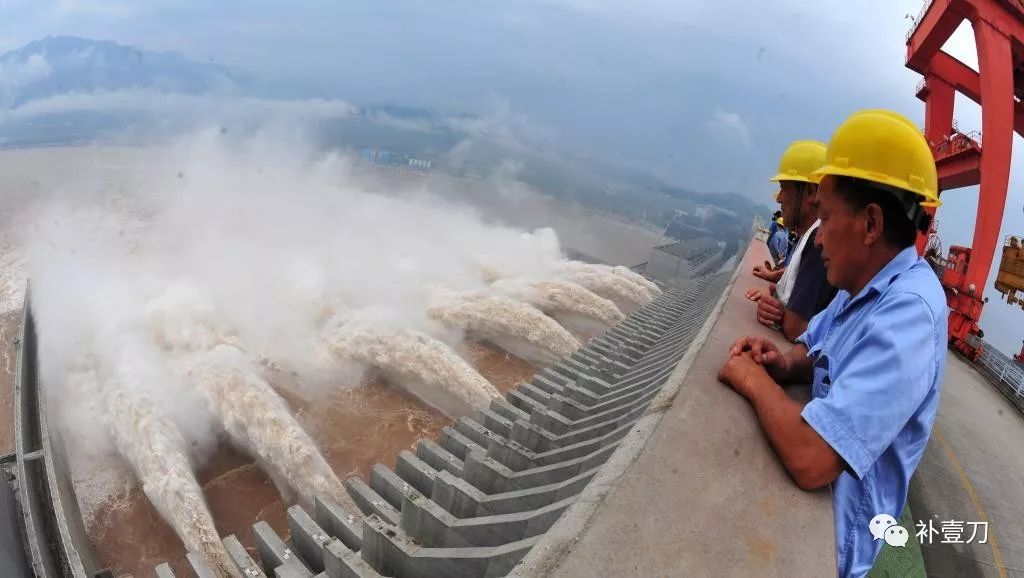 三峡工程之最:三峡大坝 中国这个最大工程承受了多少非议和委屈