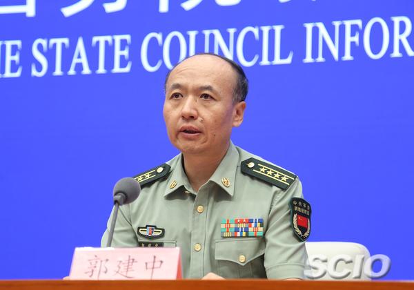 主任兼秘书长,中央军委训练管理部军运会执委会办公室主任郭建中(张馨