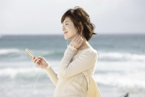 宋慧乔代言步步高音乐手机