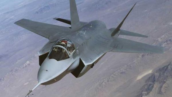 图为美国F-35战斗机