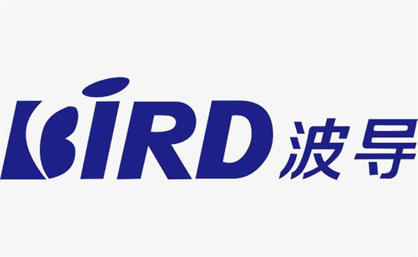 "波导手机,手机中的战斗机"手机自上世纪末问世以来,已经历数次革新