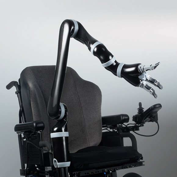 这款名叫jaco的机械手臂,采用轻型碳纤维材料,末端设有三个手指,能