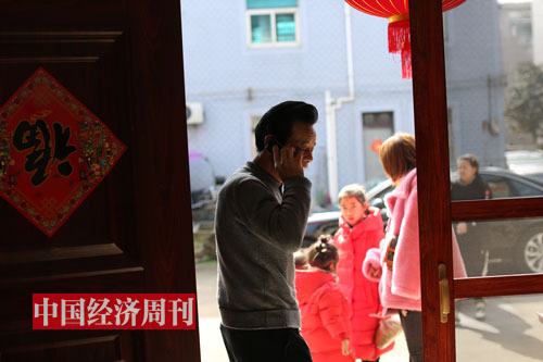 2019 年2 月6 日，大年初二，吴永正给记者朋友们电话拜年，恰逢女儿们带着孩子回娘家。《中国经济周刊》记者 胡巍| 摄