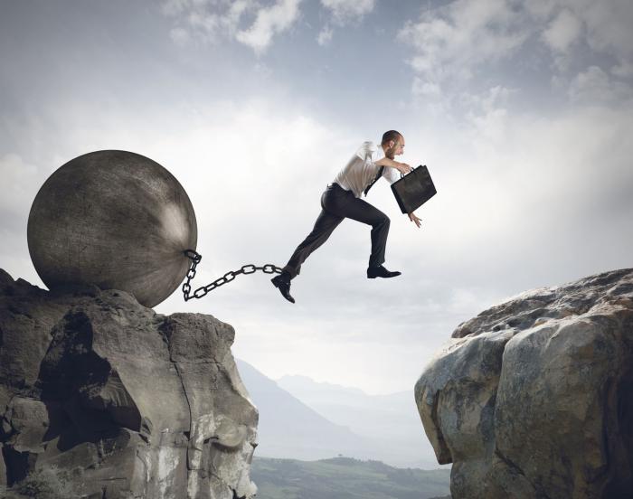 "18精功scp003"发行总额为10亿元,利率7%,本期应偿付本息合计为10.