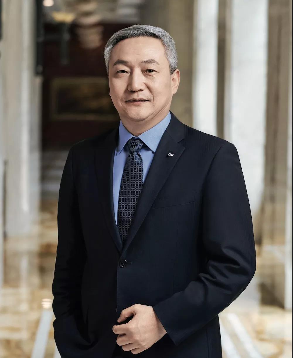 刘信义守正创新精准发力打出高质量发展组合拳