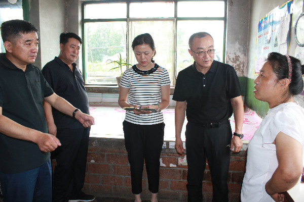 图为调研现场近日,吉林省残联副理事长张振英,康复部副部长王则宇