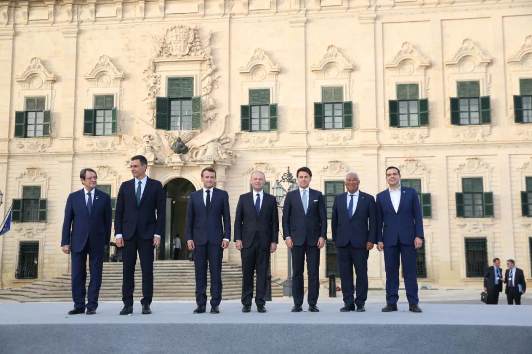  2019年6月14日，南欧峰会在马耳他首都瓦莱塔举行，与会领导人表示将共同努力解决非法移民问题。新华社记者袁韵摄