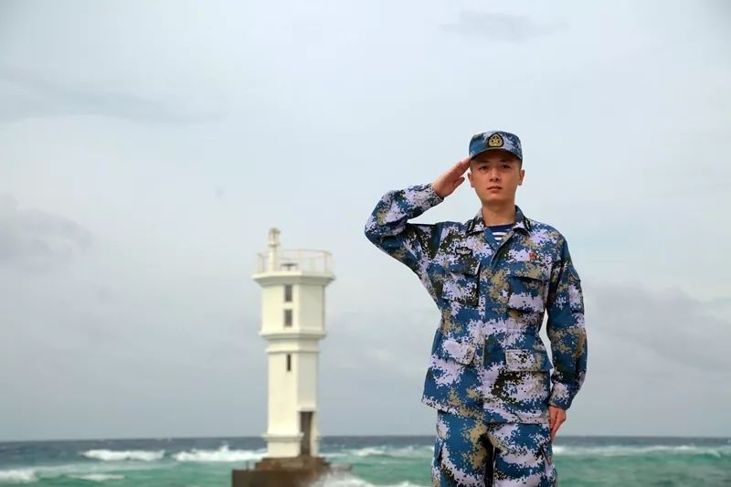 海军上尉报名去南沙上过战场的爷爷和父亲这样说