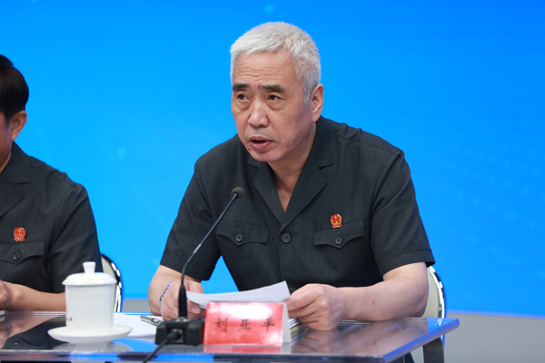 江苏省高级人民法院巡视员    刘亚平最高人民法院新闻发言人