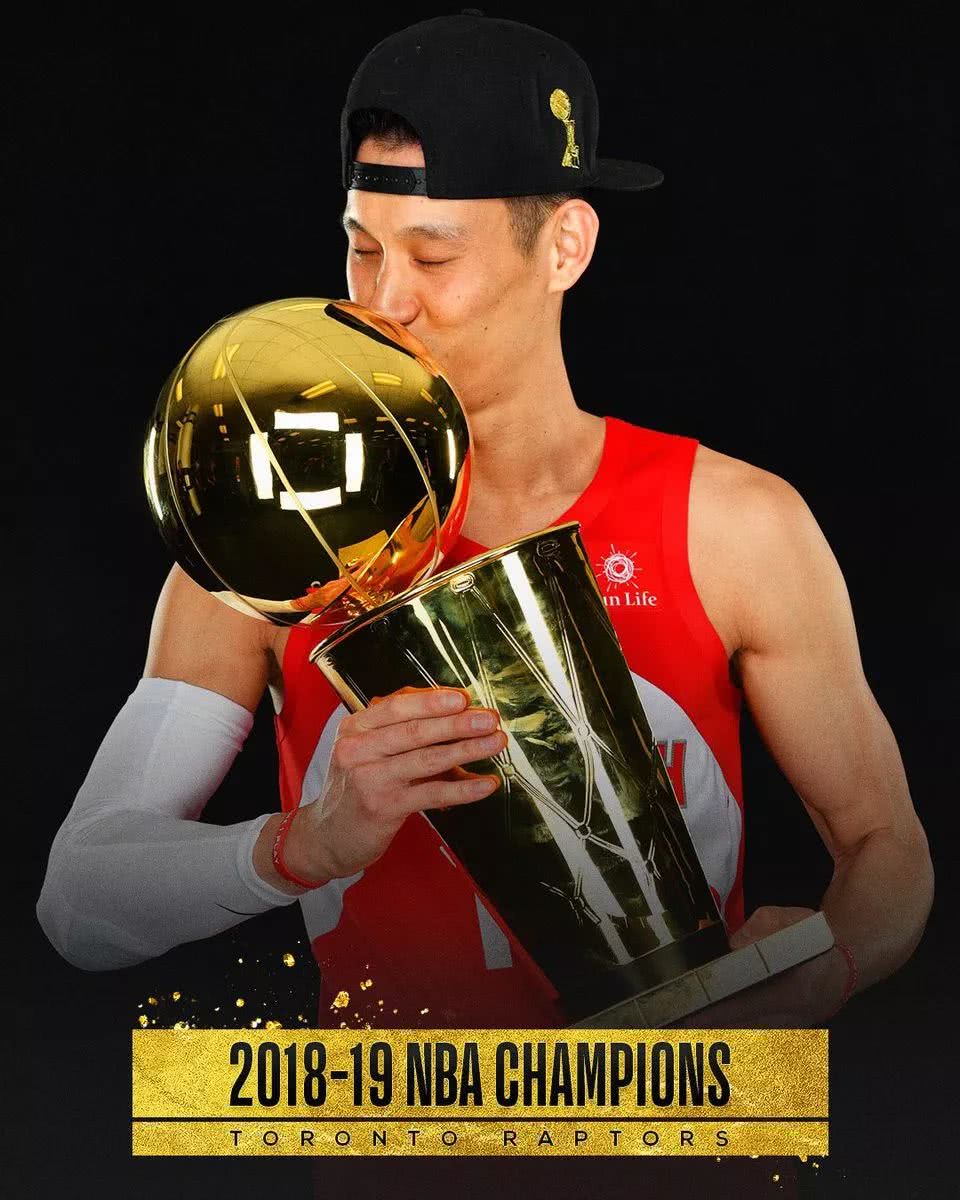 特步签约林书豪进军篮球领域,差异化营销秘诀助其笑傲"红海"