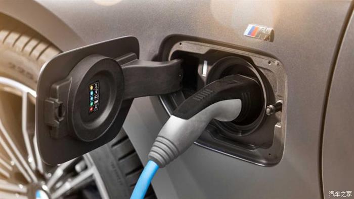 轿车先行 宝马330e旅行版2020年发布