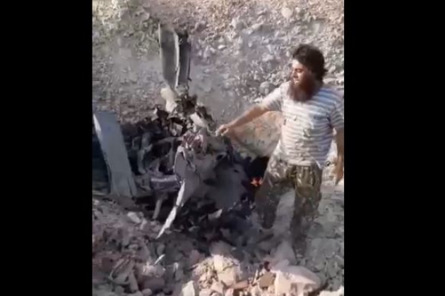  疑似叙利亚战斗机被击落后的残骸
