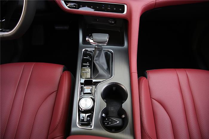 除了高颜值，长安CS75 PLUS有6大亮点