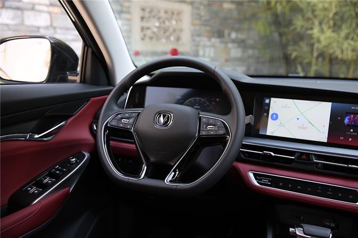 除了高颜值，长安CS75 PLUS有6大亮点