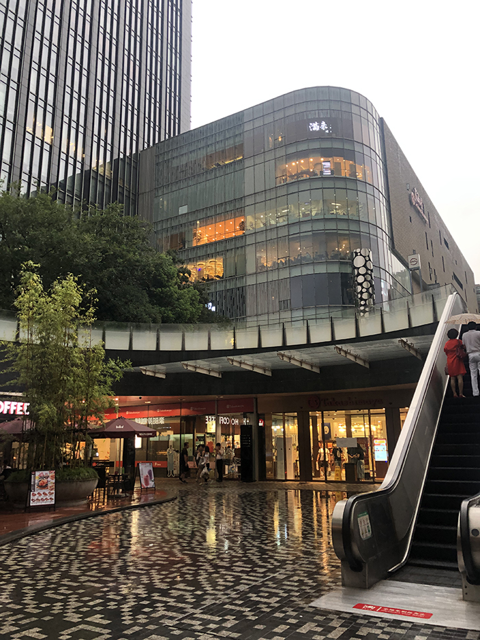 高岛屋险些败走上海 外资百货"水土不服"成难题|百货_新浪财经_新浪网