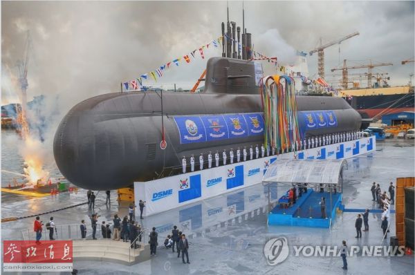 资料图片：2018年9月，韩国海军3000吨级潜艇首艇“岛山安昌浩”号下水。（韩联社网站）