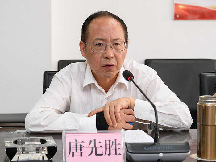 省商务厅召开厅党组工作汇报会