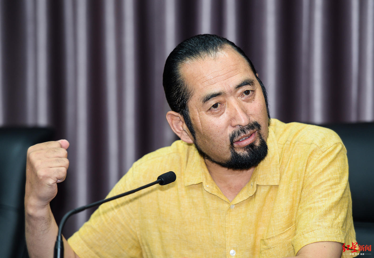 获评全国道德模范其美多吉和刘传健有话说