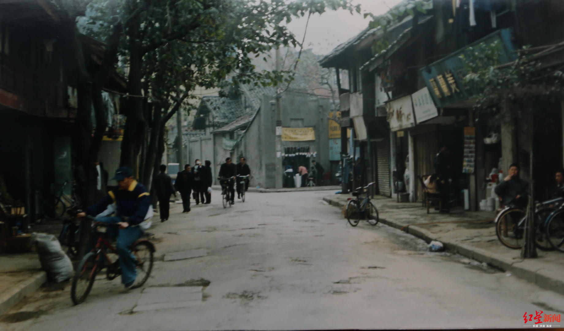 领略老成都的变迁来时光博物馆看这些旧照片旧报纸