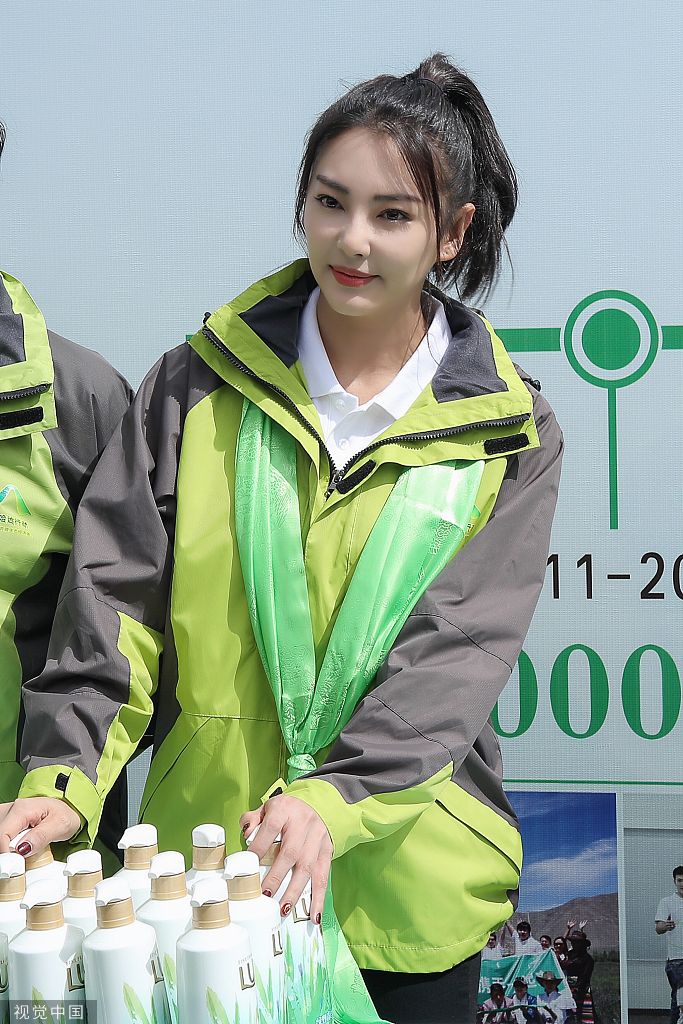 人美心善!张雨绮投身公益守护高原 亲自高原植树女子力max|高原|张雨